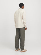 Ladda upp bild till gallerivisning, model_shot-back