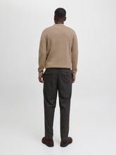 Ladda upp bild till gallerivisning, model_shot-back