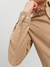 Ladda upp bild till gallerivisning, model_shot-detail