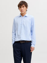 Ladda upp bild till gallerivisning, model_shot-front