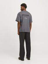 Ladda upp bild till gallerivisning, model_shot-back