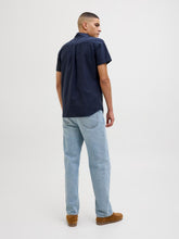 Ladda upp bild till gallerivisning, model_shot-back