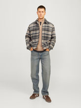 Ladda upp bild till gallerivisning, model_shot-front_full