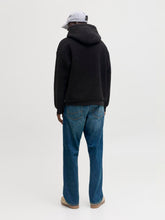 Ladda upp bild till gallerivisning, model_shot-back