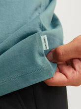 Ladda upp bild till gallerivisning, model_shot-detail