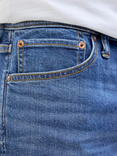 Ladda upp bild till gallerivisning, model_shot-detail