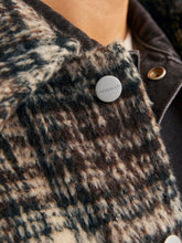 Ladda upp bild till gallerivisning, model_shot-detail