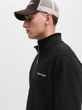 Ladda upp bild till gallerivisning, model_shot-creative