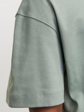 Ladda upp bild till gallerivisning, model_shot-detail