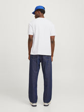 Ladda upp bild till gallerivisning, model_shot-back