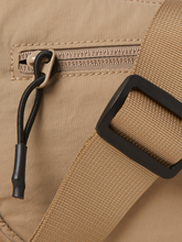 Ladda upp bild till gallerivisning, model_shot-detail