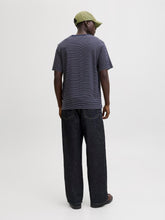 Ladda upp bild till gallerivisning, model_shot-back