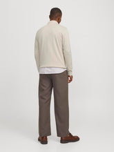 Ladda upp bild till gallerivisning, model_shot-back