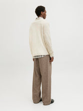 Ladda upp bild till gallerivisning, model_shot-back