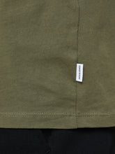Ladda upp bild till gallerivisning, JJEORGANIC T-Shirt - olive night
