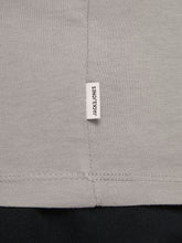 Ladda upp bild till gallerivisning, JJEORGANIC T-Shirt - crockery