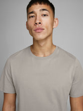 Ladda upp bild till gallerivisning, JJEORGANIC T-Shirt - crockery