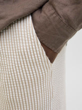 Ladda upp bild till gallerivisning, model_shot-detail
