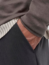 Ladda upp bild till gallerivisning, model_shot-detail
