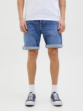 Ladda upp bild till gallerivisning, model_shot-front
