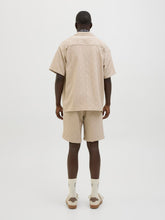 Ladda upp bild till gallerivisning, model_shot-back
