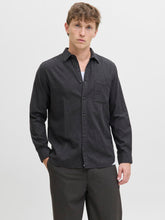 Ladda upp bild till gallerivisning, model_shot-front
