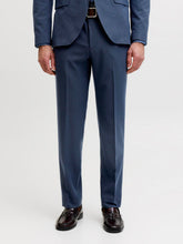 Ladda upp bild till gallerivisning, model_shot-front
