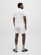 Ladda upp bild till gallerivisning, model_shot-back
