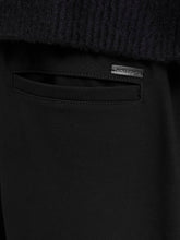 Ladda upp bild till gallerivisning, model_shot-detail
