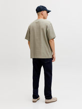 Ladda upp bild till gallerivisning, model_shot-back
