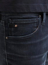 Ladda upp bild till gallerivisning, model_shot-detail
