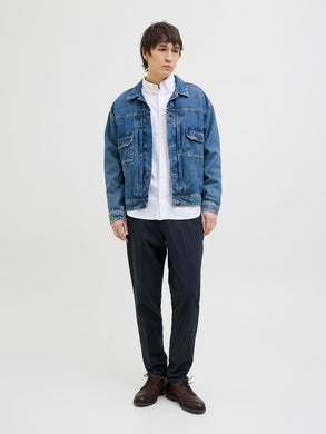 model_shot-front_full