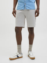 Ladda upp bild till gallerivisning, model_shot-front
