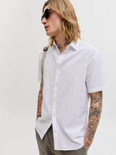 Ladda upp bild till gallerivisning, model_shot-creative
