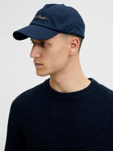 Ladda upp bild till gallerivisning, model_shot-creative
