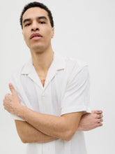Ladda upp bild till gallerivisning, model_shot-creative
