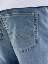 Ladda upp bild till gallerivisning, model_shot-detail
