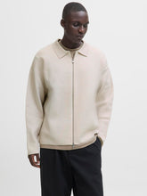 Ladda upp bild till gallerivisning, model_shot-front
