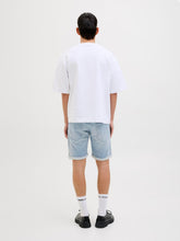 Ladda upp bild till gallerivisning, model_shot-back
