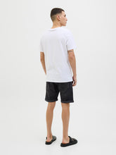 Ladda upp bild till gallerivisning, model_shot-back
