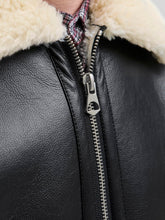 Ladda upp bild till gallerivisning, model_shot-detail
