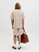 Ladda upp bild till gallerivisning, model_shot-back
