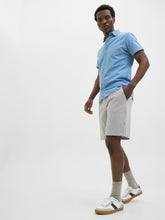 Ladda upp bild till gallerivisning, model_shot-creative
