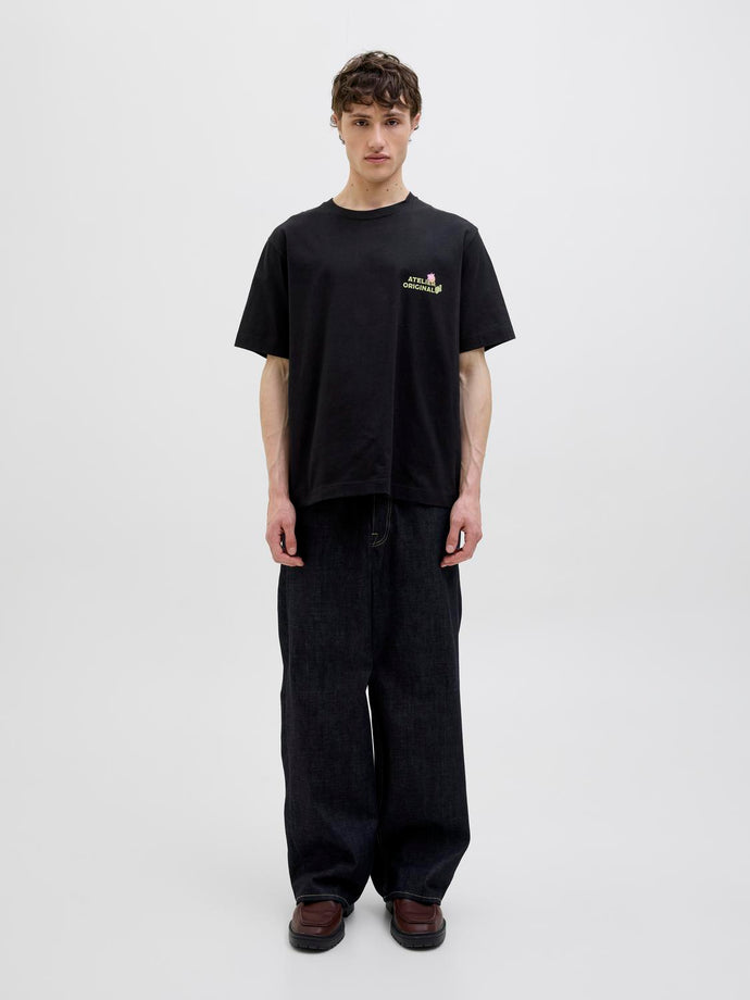 model_shot-front_full
