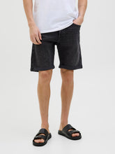 Ladda upp bild till gallerivisning, model_shot-front

