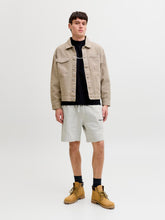 Ladda upp bild till gallerivisning, model_shot-front_full
