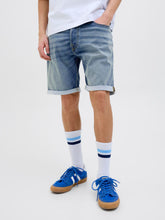 Ladda upp bild till gallerivisning, model_shot-front
