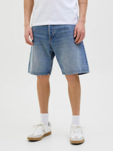 Ladda upp bild till gallerivisning, model_shot-front
