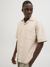 Ladda upp bild till gallerivisning, model_shot-creative
