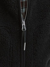 Ladda upp bild till gallerivisning, model_shot-detail
